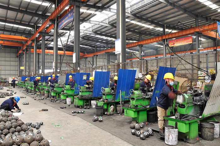 万宁网架锥头车间