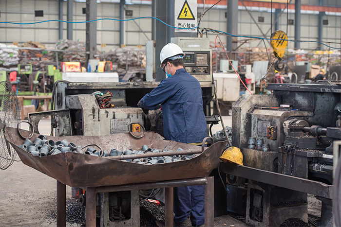 万宁网架锥头车间